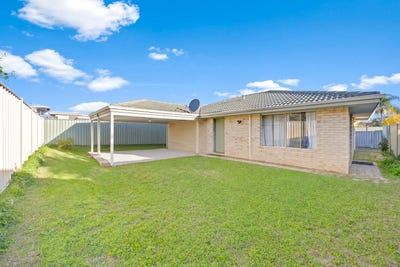 /international/au/54a-frankel-street-carey-park-wa-151537336/