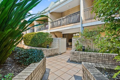 /international/au/2-28-addison-street-shellharbour-nsw-151236516/