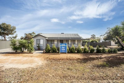 /international/au/2-sixth-street-napperby-sa-151450540/?lang=pt