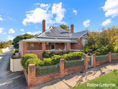 /international/au/248-piper-street-bathurst-nsw-150893828/