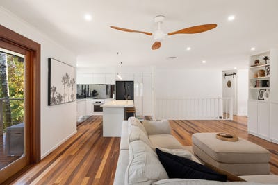 /international/au/1-camelia-court-palmwoods-qld-151396860/