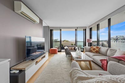 /international/au/120-5-burnie-street-lyons-act-152279044/