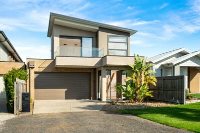/international/au/28b-payne-street-portarlington-vic-151095988/