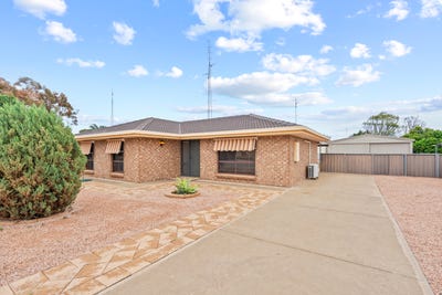 /international/au/48-olive-parade-new-town-sa-152594028/