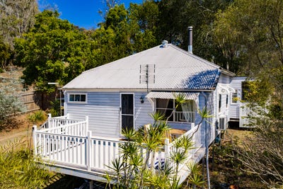 /international/au/18-marsden-street-imbil-qld-152378732/