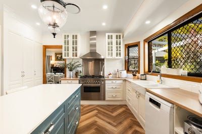 /international/au/15-bowtell-drive-highfields-qld-151939104/