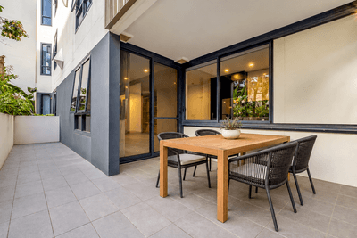 /international/au/2210-3-gibbon-street-woolloongabba-qld-152647472/