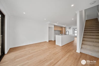 /international/au/13-40-fred-daly-avenue-coombs-act-152606544/