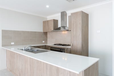 /international/au/81c-eddystone-avenue-craigie-wa-152469112/