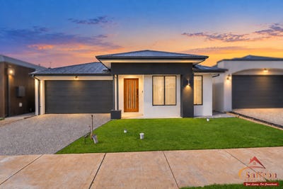 /international/au/11-sprinter-drive-thornhill-park-vic-152570156/