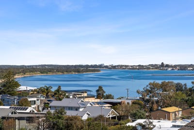 /international/au/7a-the-parade-ocean-grove-vic-204685064/