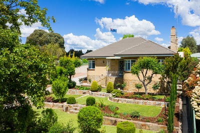 /international/au/71-elizabeth-street-castlemaine-vic-152729592/
