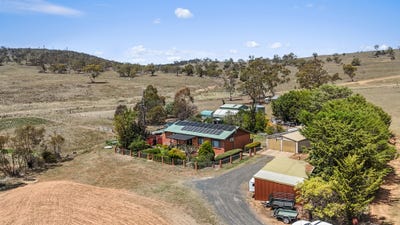 /international/au/621-snowy-mountains-highway-pine-valley-nsw-700404928/