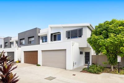 /international/au/9-138-central-street-labrador-qld-151392300/