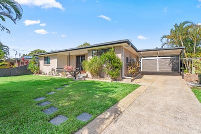 /international/au/15-tingira-terrace-scarness-qld-151268768/