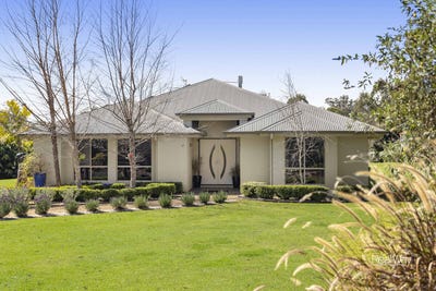 /international/au/12-kennedy-street-cabarlah-qld-148755220/?lang=en