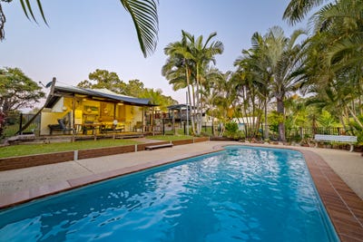 /international/au/74-exhibition-road-southside-qld-148462908/