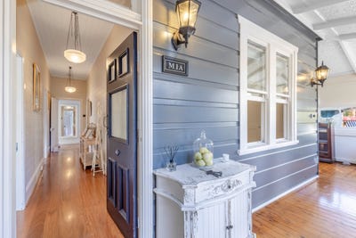 /international/au/6-bell-street-blackheath-nsw-148375700/