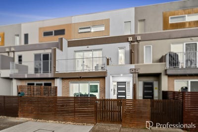 /international/au/5-5-strathvea-lane-caroline-springs-vic-148346040/