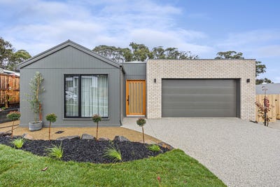 /international/au/3-penhall-way-ballarat-east-vic-151391536/