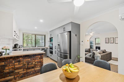/international/au/115-macquarie-street-capalaba-qld-151315584/