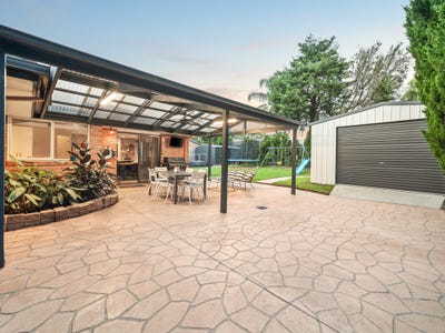 /international/au/16-dorchester-crescent-carrum-downs-vic-151438212/