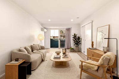 /international/au/4-335-anzac-avenue-kippa-ring-qld-151806236/