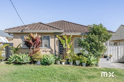 /international/au/8-byron-street-bellambi-nsw-152277136/