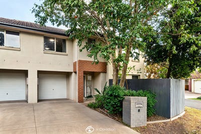 /international/au/8-howden-street-holsworthy-nsw-151143700/