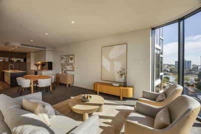 /international/au/604-232-wellington-road-kangaroo-point-qld-152582048/