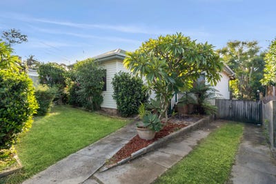 /international/au/94-smith-avenue-allambie-heights-nsw-151193076/