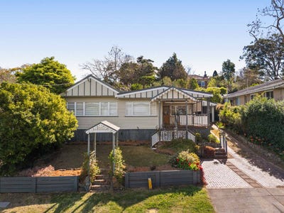 /international/au/1a-curzon-street-mount-lofty-qld-152384216/