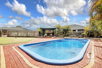 /international/au/11-11-norman-street-st-james-wa-152309796/