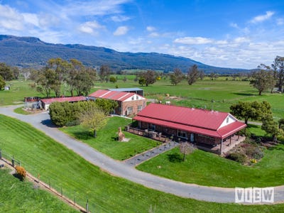 /international/au/49-rosedean-road-caveside-tas-149195684/