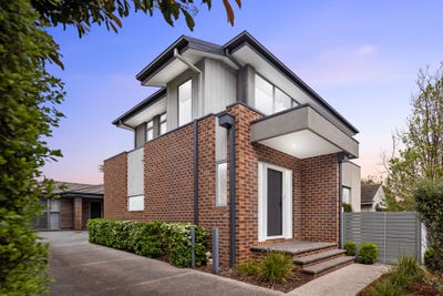 /international/au/1-44-junction-road-blackburn-north-vic-152631812/