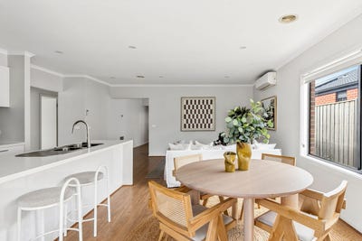 /international/au/21-oakdale-street-charlemont-vic-152685268/