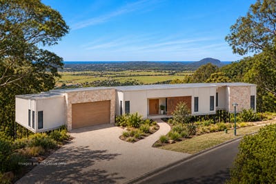 /international/au/215-ocean-vista-drive-maroochy-river-qld-204663824/