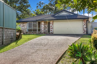 /international/au/7-brim-court-edens-landing-qld-151603032/