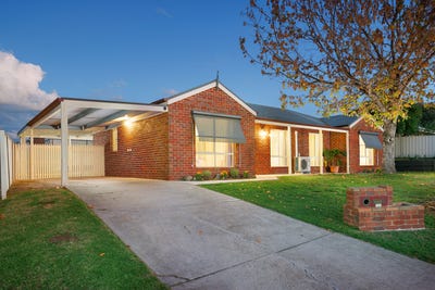 /international/au/14-hamilton-place-wodonga-vic-151154052/