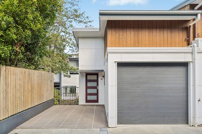 /international/au/4-152-jubilee-terrace-bardon-qld-152583156/