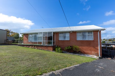 /international/au/6-guy-crescent-somerset-tas-151306032/