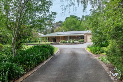 /international/au/24-bernhardt-crescent-hahndorf-sa-152687964/