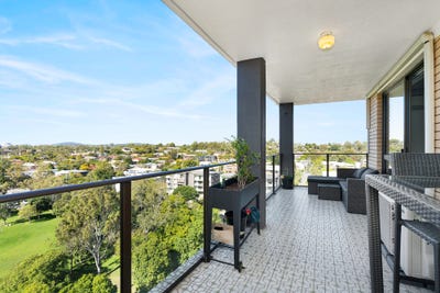 /international/au/33-12-bryce-street-st-lucia-qld-151368124/
