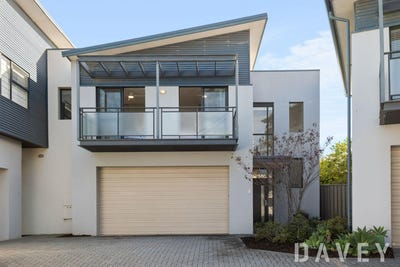 /international/au/3-6-nautilus-crescent-scarborough-wa-151450116/