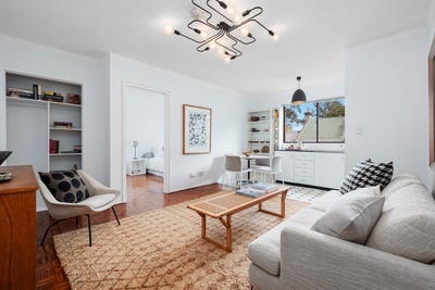 /international/au/13-9-15-foss-street-forest-lodge-nsw-148412316/