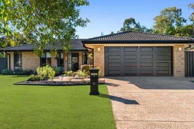 /international/au/1-winston-court-landsborough-qld-151382356/