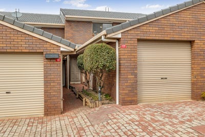 /international/au/17-173-north-street-rockville-qld-152477892/