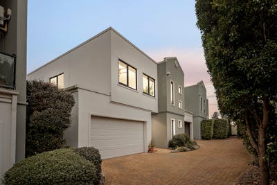 /international/au/16-259-nepean-highway-seaford-vic-151968360/