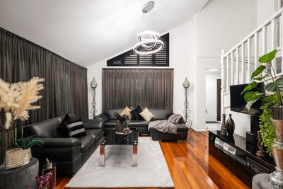 /international/au/14-terranora-way-woodcroft-nsw-148463360/