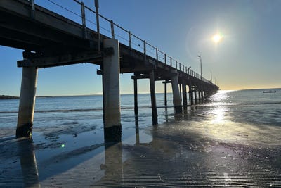/international/au/56-carrow-terrace-port-neill-sa-204525324/
